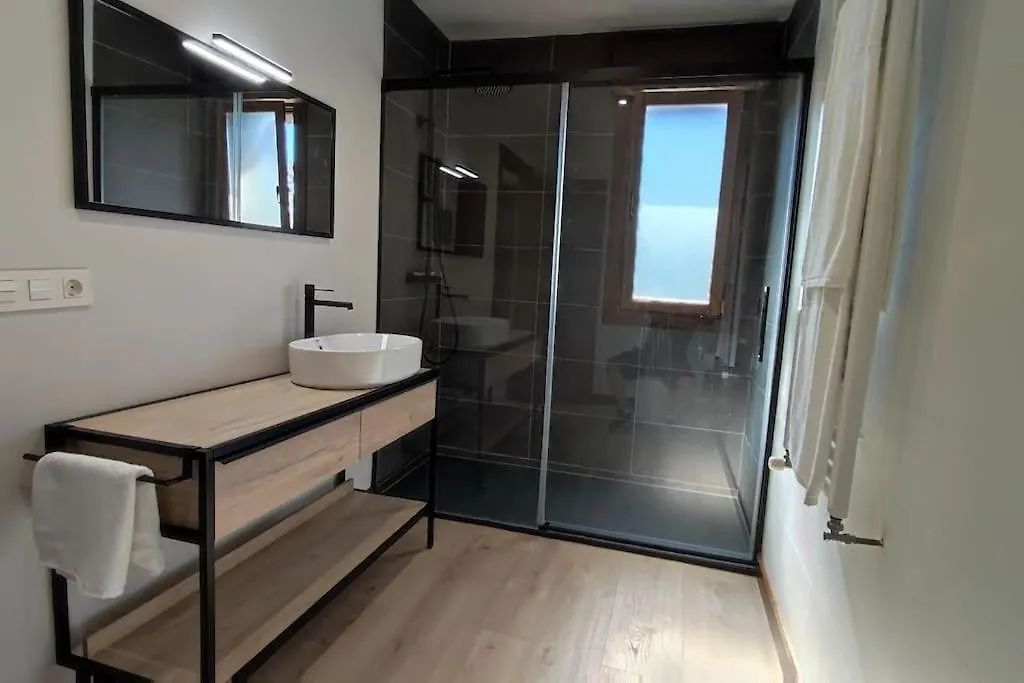 Estudio Moderno En La Alpujarra Granadina Busquistar